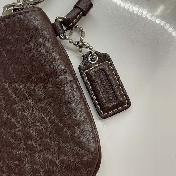 Coach wristlet - Picture 2 of 2